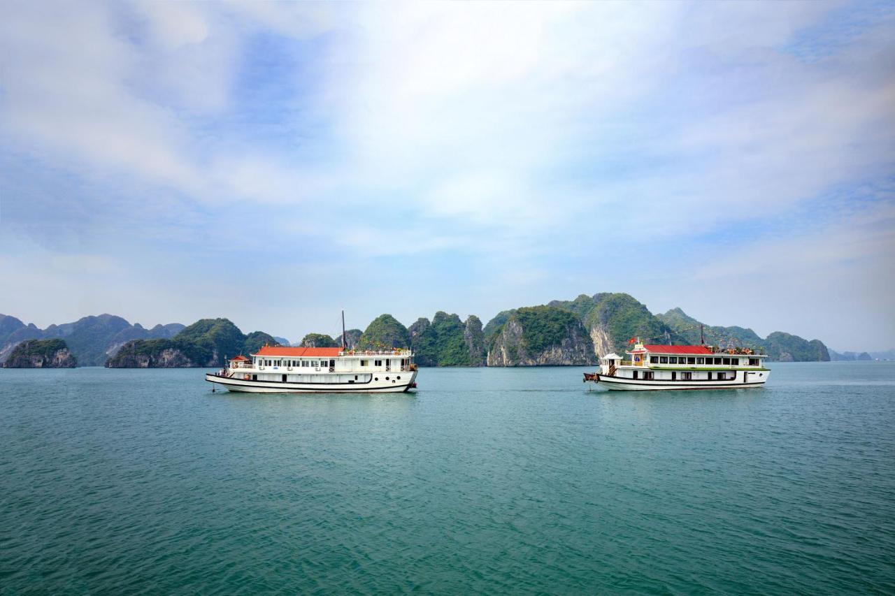 Seasun Boutique Cruise Hotel Ha Long Exterior photo